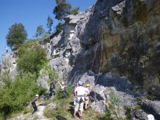  Salida de escalada para adultos 